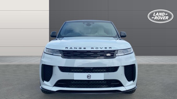 Land Rover Range Rover Sport 4.4 P635 V8 SV 5dr Auto Petrol Estate - Image 7